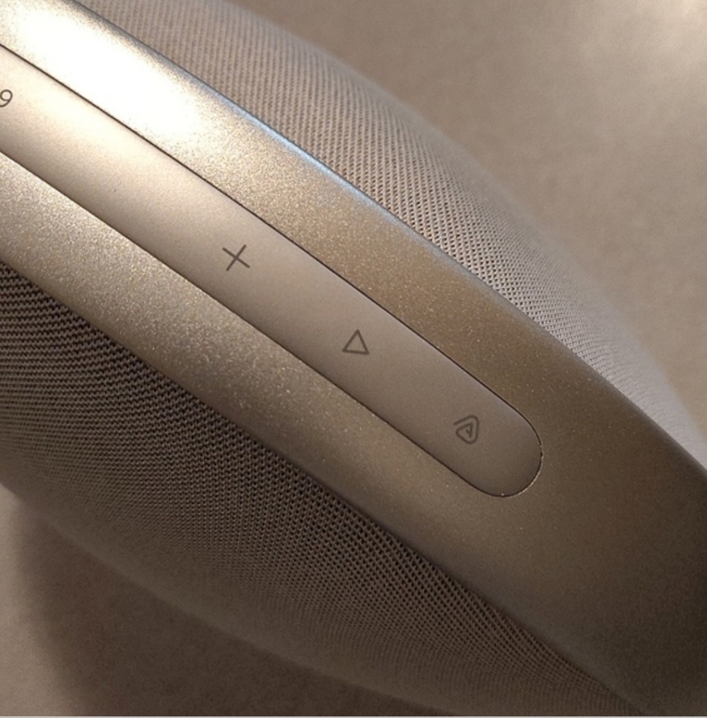 Harmon Kardon Onyx Studio 9 - Picture 4 of 6